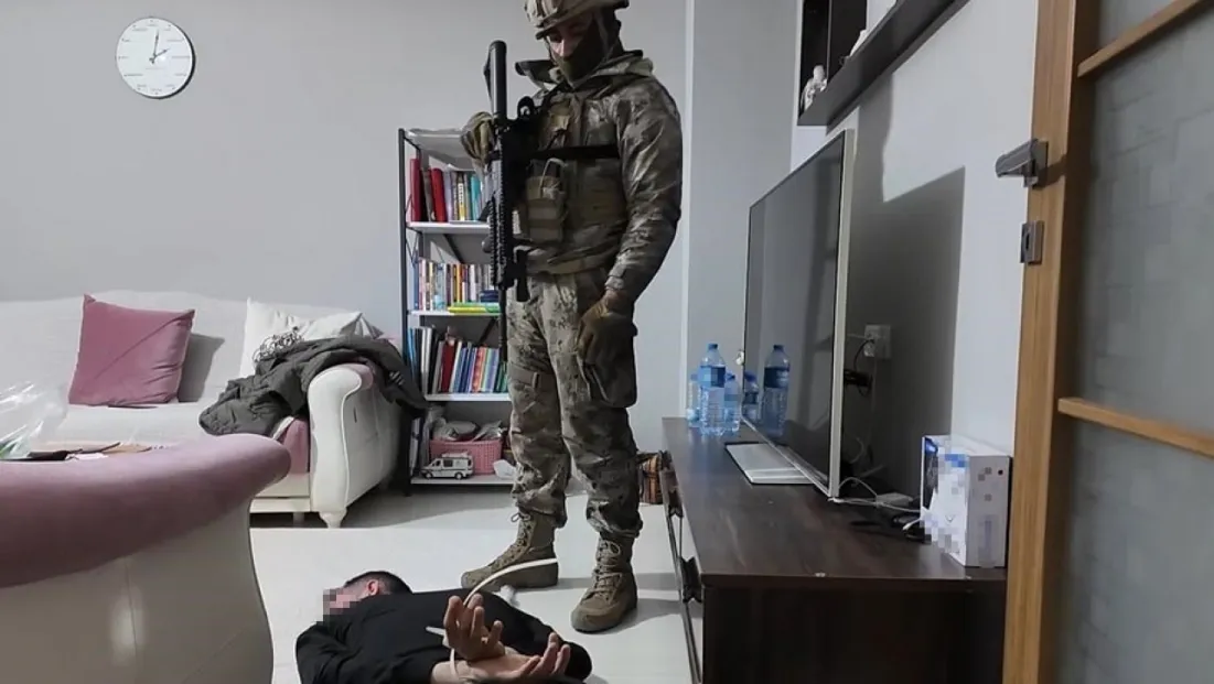 Kocaeli'de DEAŞ ve El Kaide operasyonu