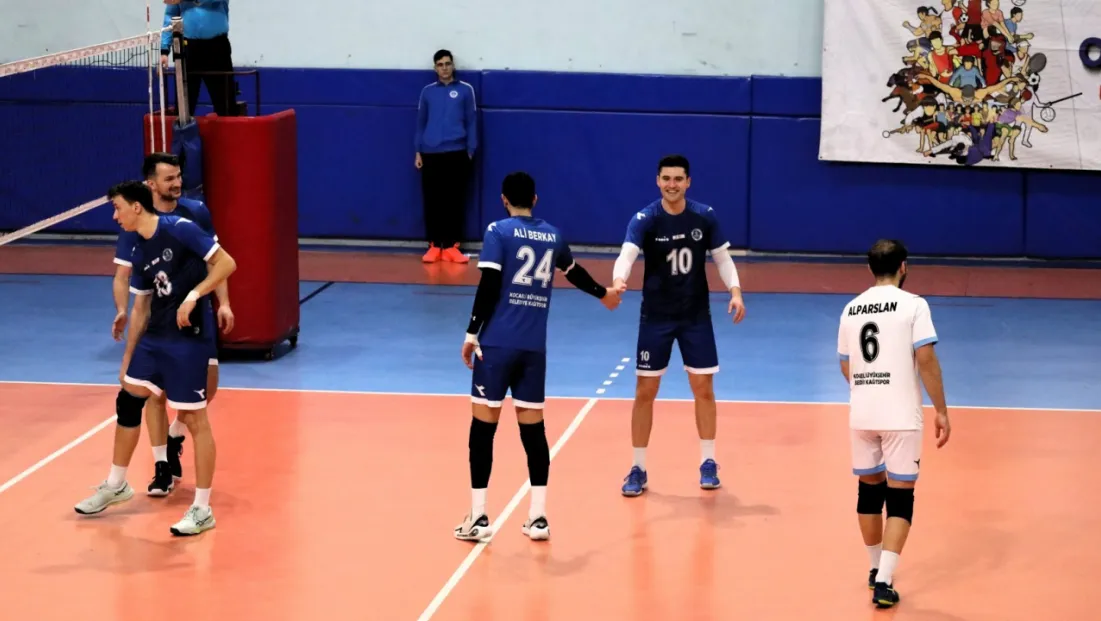 Kağıtspor'un hedefi Efeler Ligi