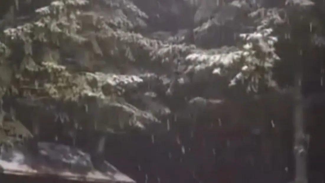 Kartepe’ye mevsimin ilk karı düştü