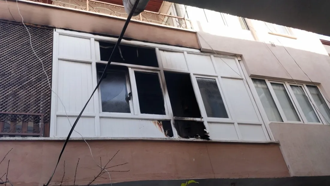 Mutfaktaki yangın korkuttu