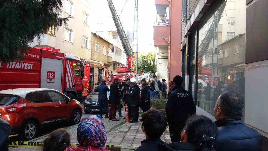 Çatı yangını korkuttu