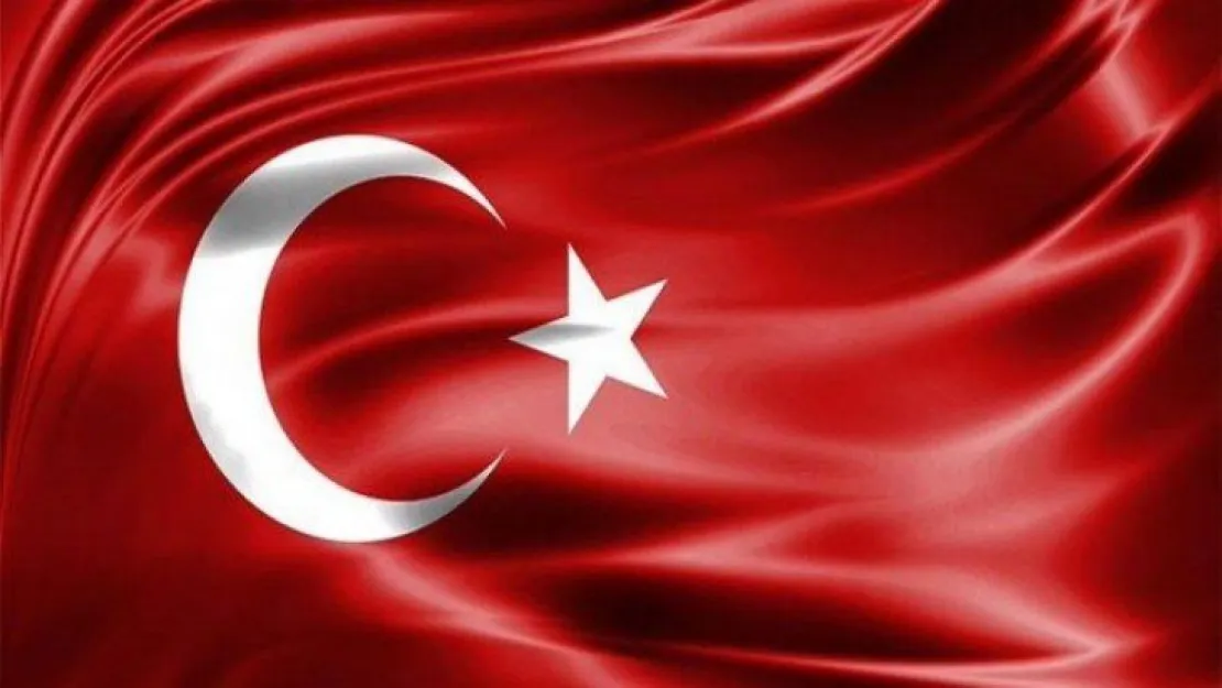 ''Şanlı Bayrağımıza uzanan kirli eller kırılır'