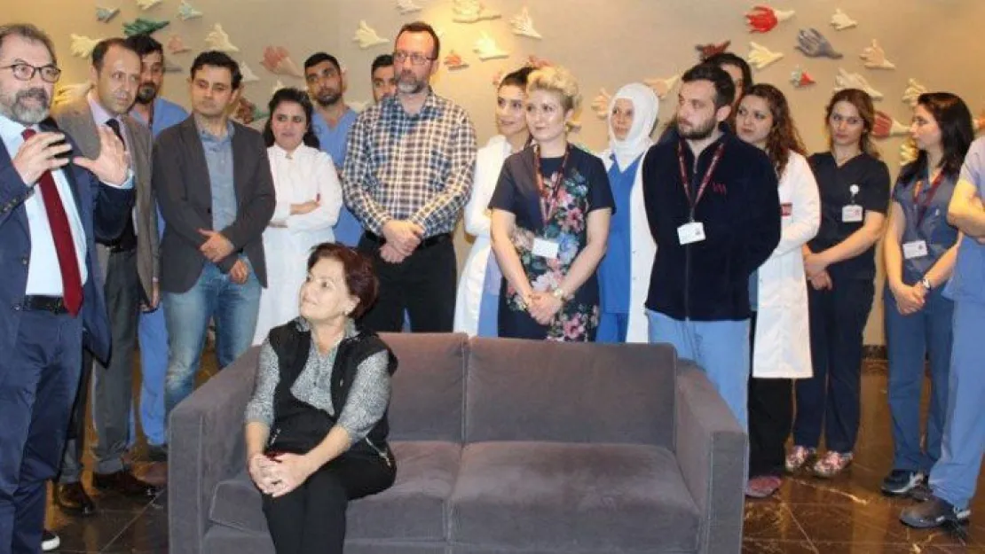 1000. Açık kalp ameliyatı hastasını taburcu etti