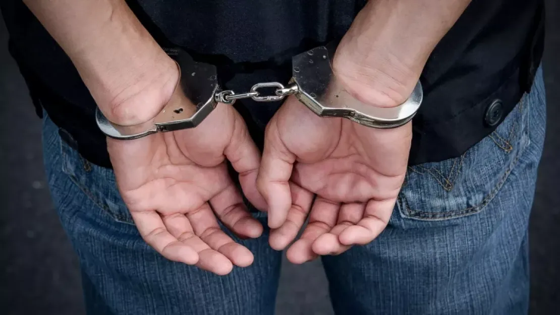 12 yıl hapis cezasıyla aranıyordu, yakalandı!