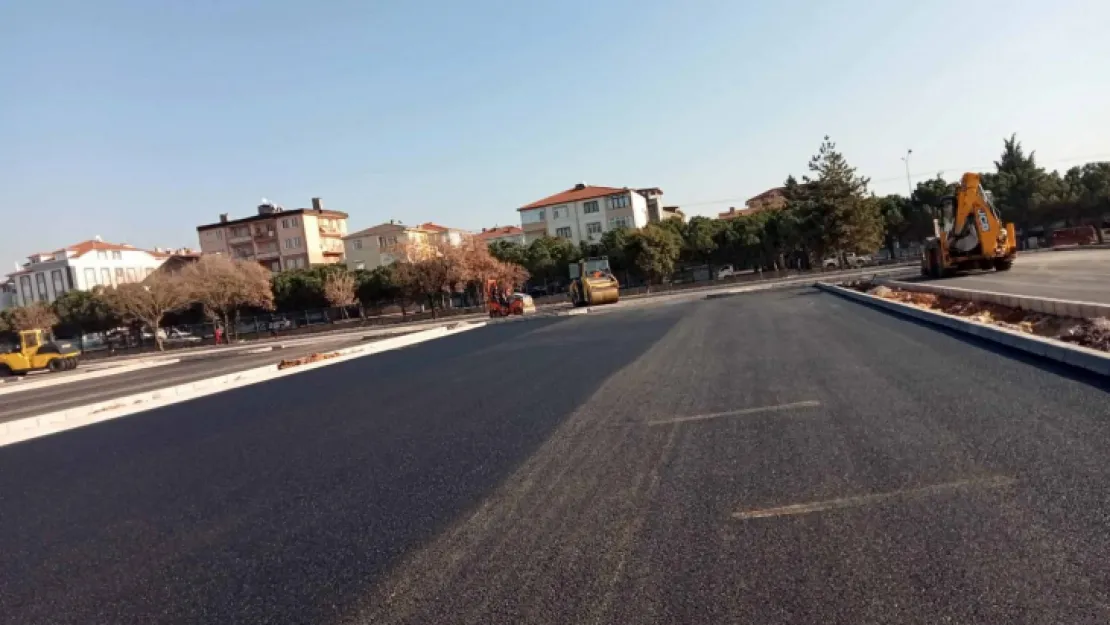 14 bin metrekarelik otopark asfaltlandı