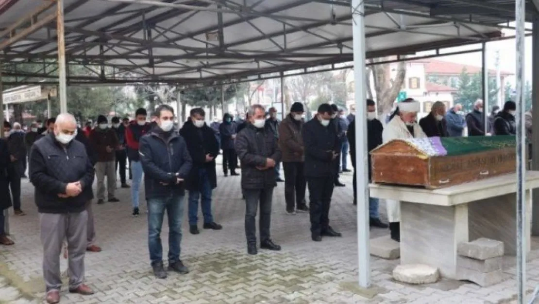 15 yaşında kalbine yenik düştü