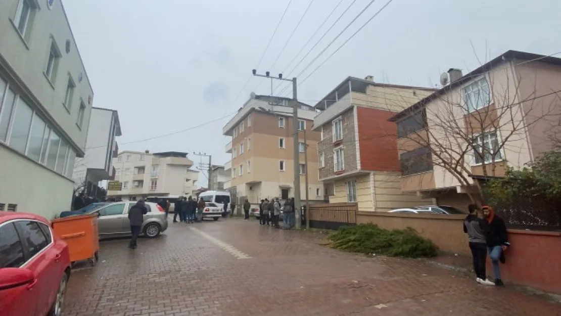 15 yaşındaki terastan düşerek, hayatını kaybetti