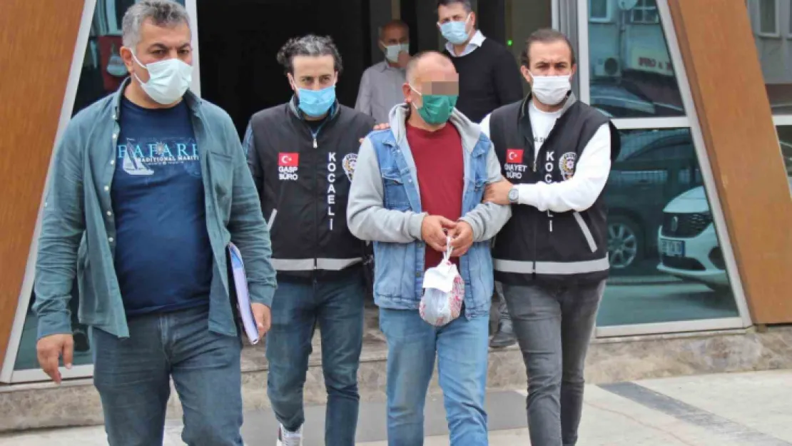 Cinayet sanığı hakime beraat için yalvardı