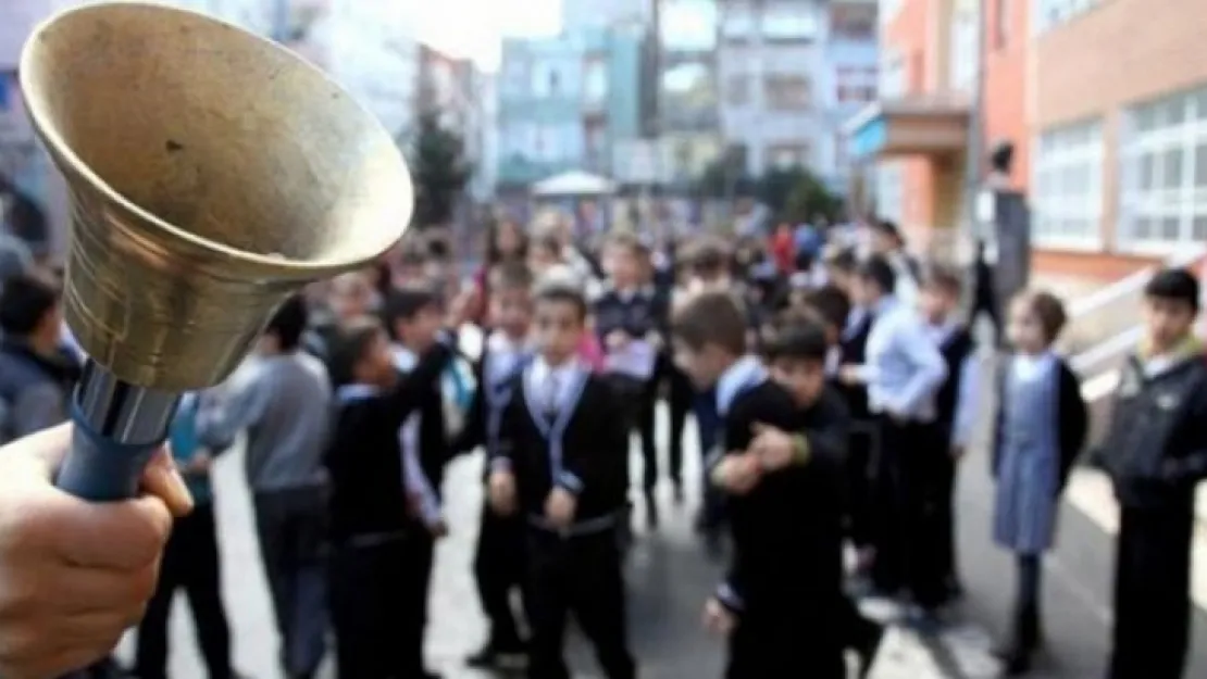 19 milyon öğrenci için bugün ders zili çaldı