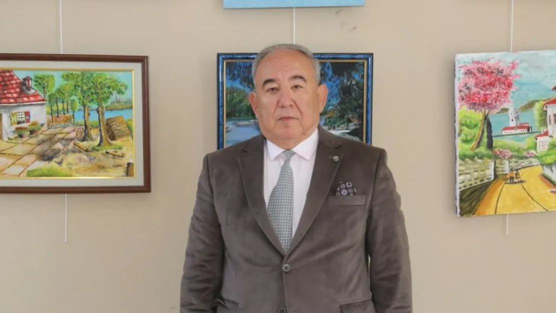 20 yıllık resim tutkusunu sergiye dönüştürdü