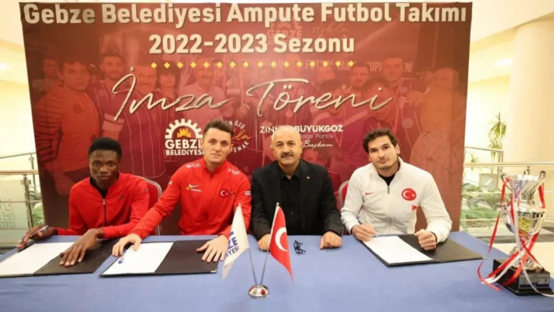 3 yeni ismi renklerine bağladı