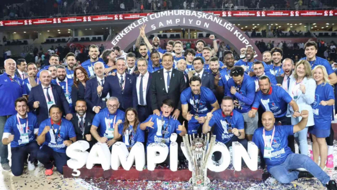 Cumhurbaşkanlığı Kupası A. Efes'in oldu