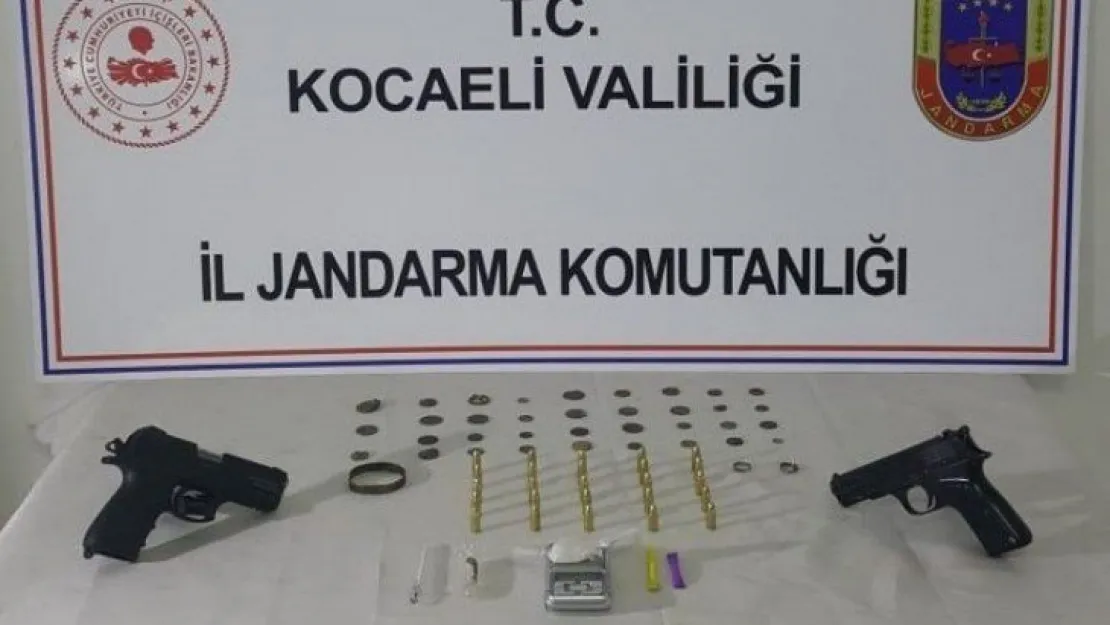38 adet tarihi metal para ele geçirildi