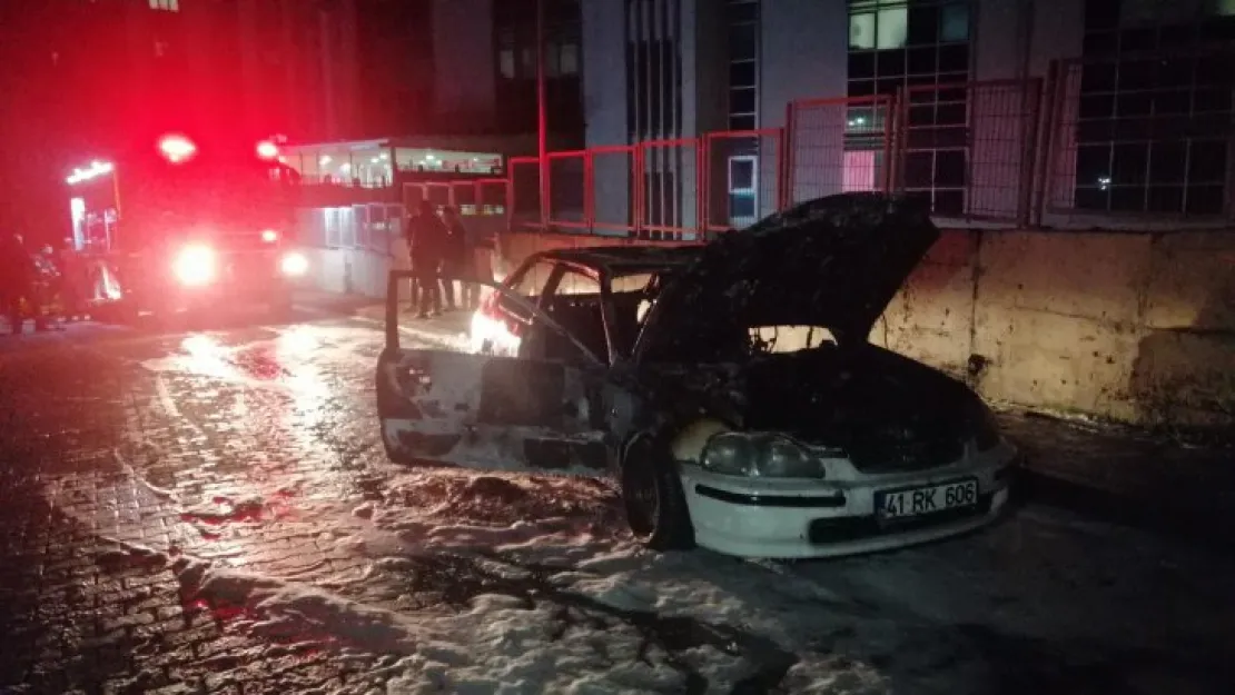 4 kişilik aile ölümden döndü