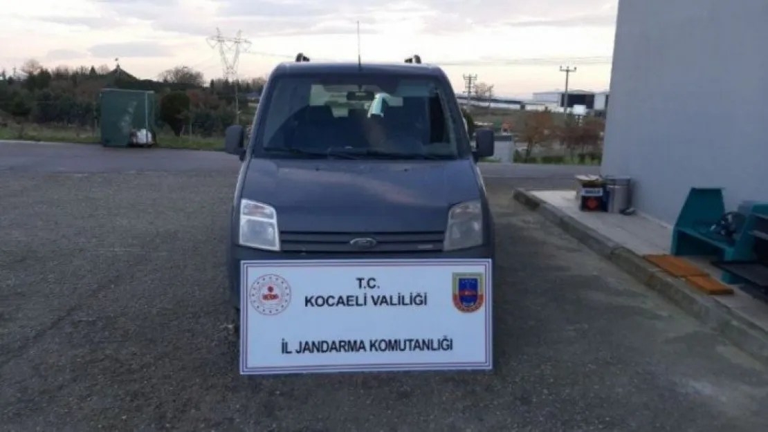 5 yıl önce çalınan aracı jandarma ekipleri buldu