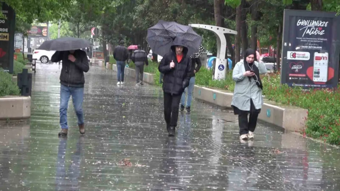 6 il için sarı kodlu uyarı: Kuvvetli yağışlara dikkat!