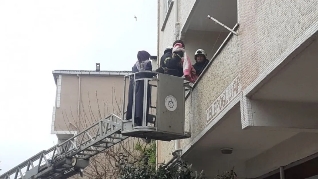 6'sı çocuk 13 kişiyi itfaiye ekipleri böyle kurtardı