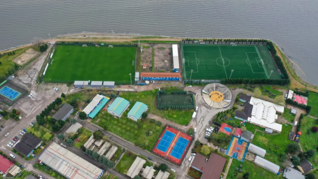 7 spor sahasına tadilat çalışması