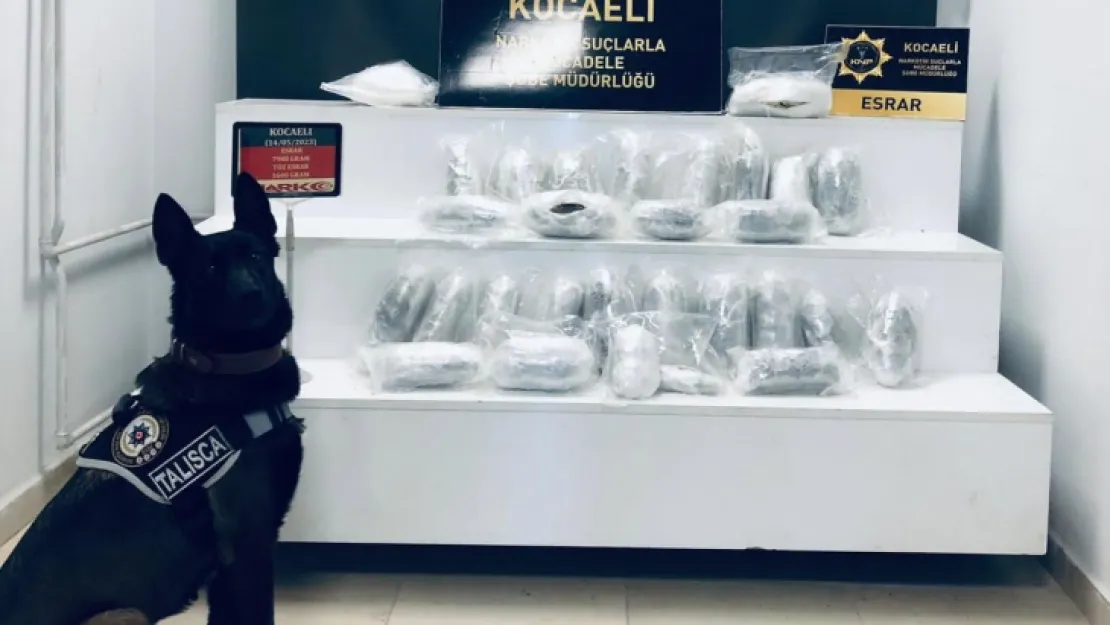 9 kilo 500 gram uyuşturucu yakalandı