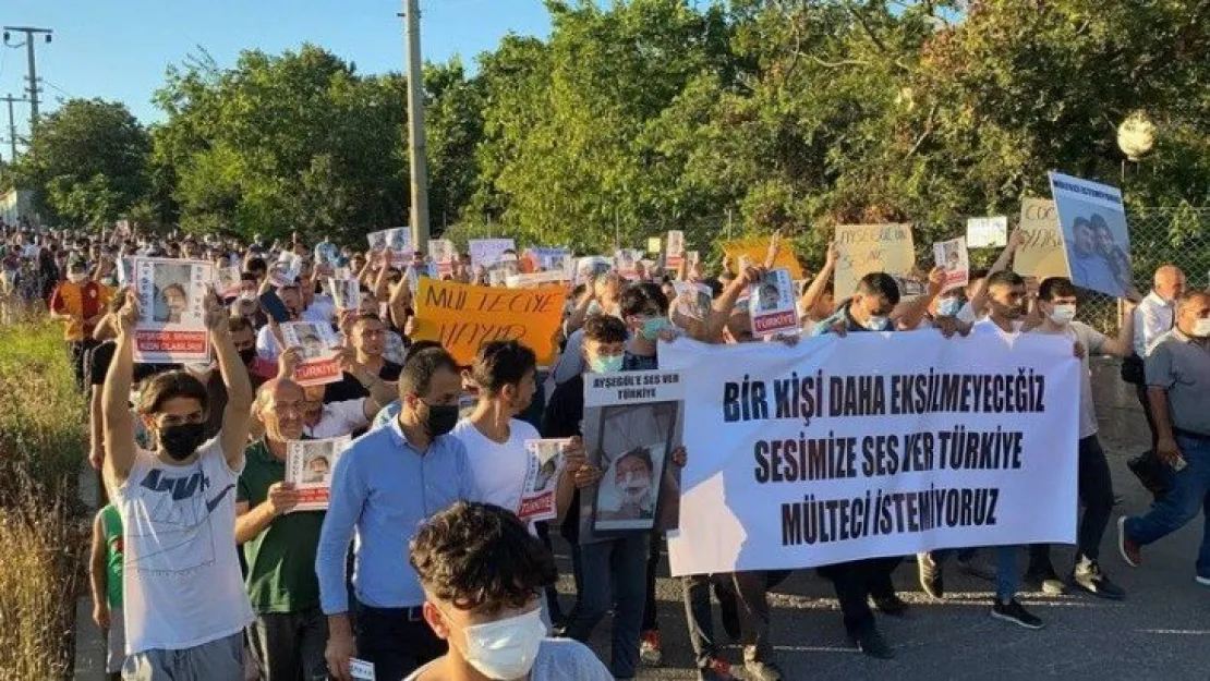 Acılı baba kızının durumunu anlatırken gözyaşlarına boğuldu