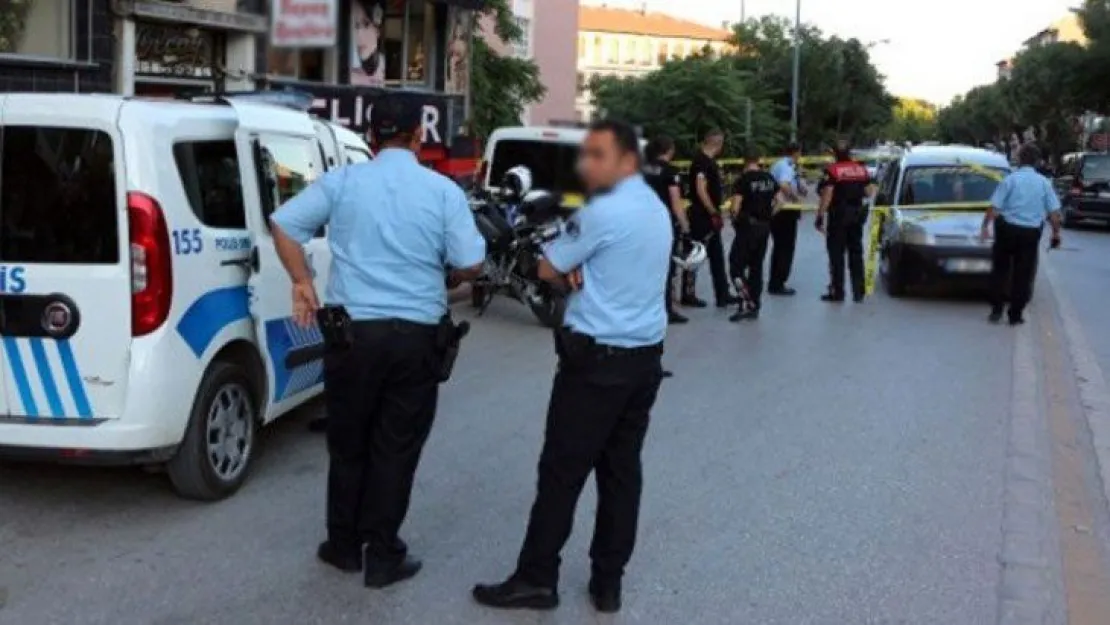 Ağaca asılmış halde bulundu