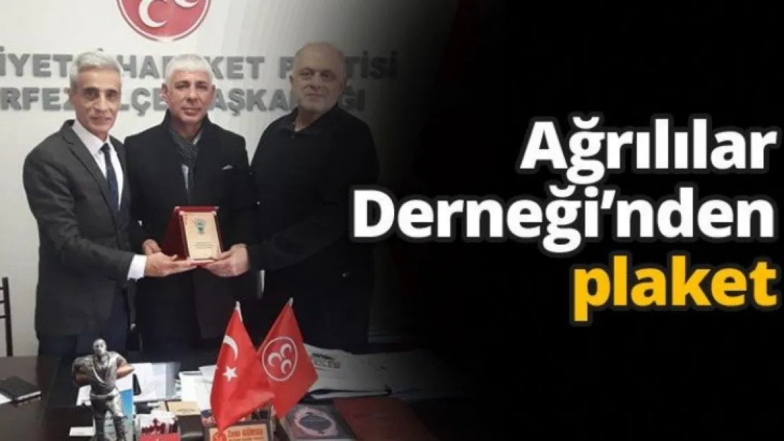 Ağrılılar Derneği'nden plaket