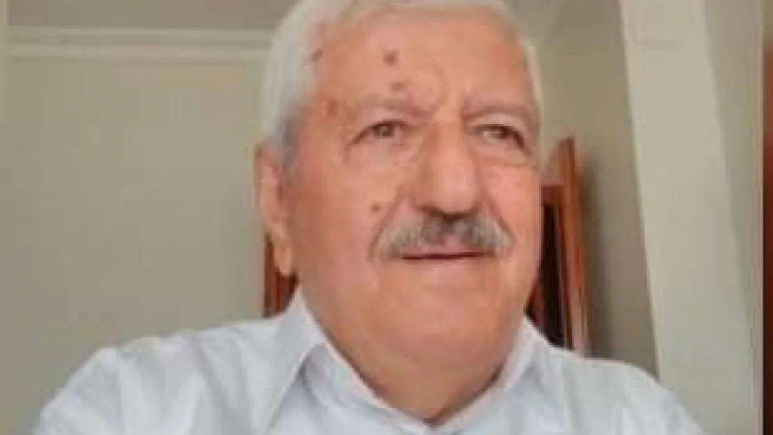 Ahmet Özmet hayatını kaybetti