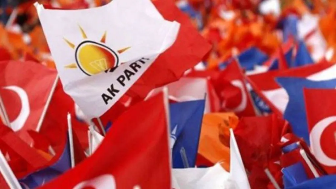 Ak Parti'de ilçe başkanlarına vefa