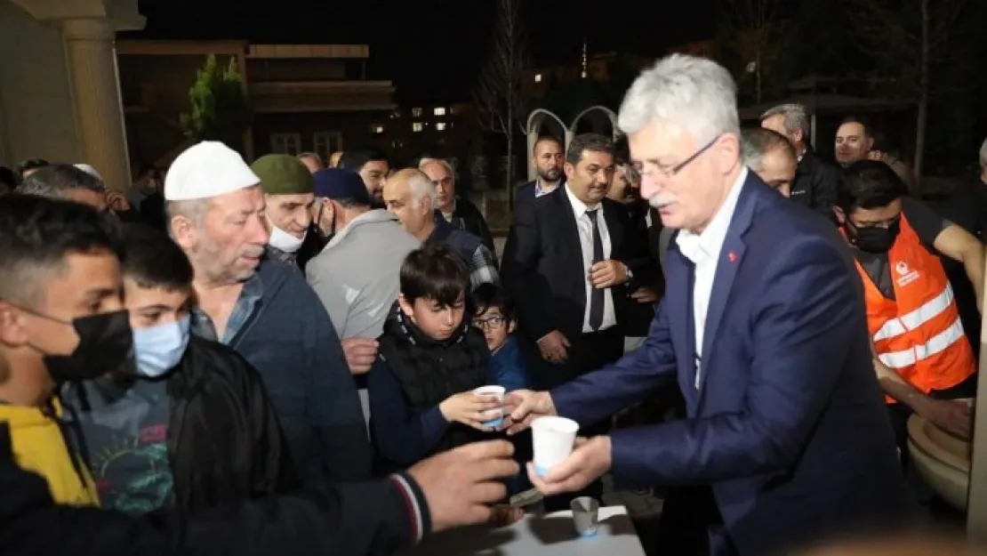 AK Parti Kocaeli binlerce kişiye ulaştı