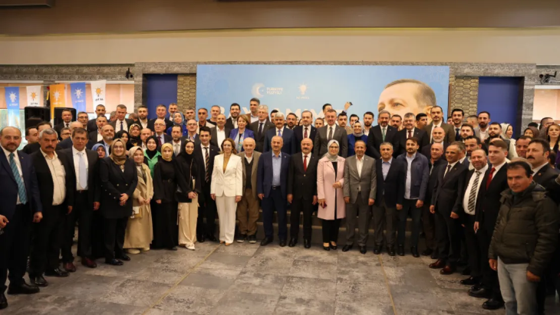 AK Parti Kocaeli'de coşkulu bayramlaşma