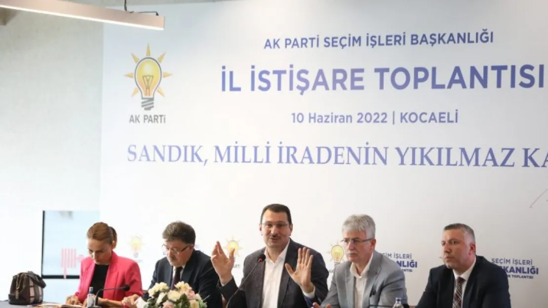 AK Parti Kocaeli'de  Seçim İstişare Toplantısı