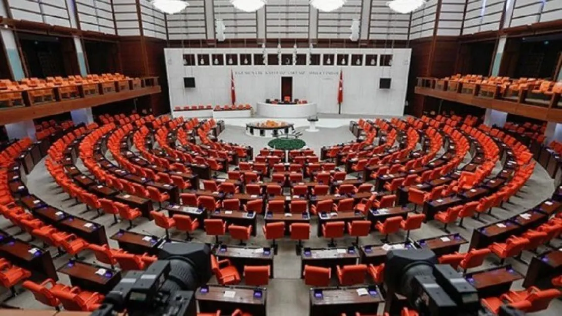 AK Parti ve MHP, 2 başlıkta uzlaşamadı ve paketten çıkartıldı