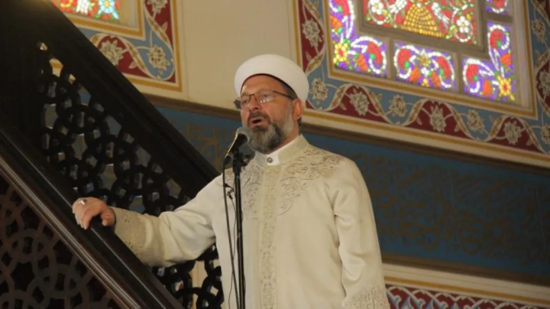 Ali Erbaş, Fevziye'de cuma namazını kıldırdı