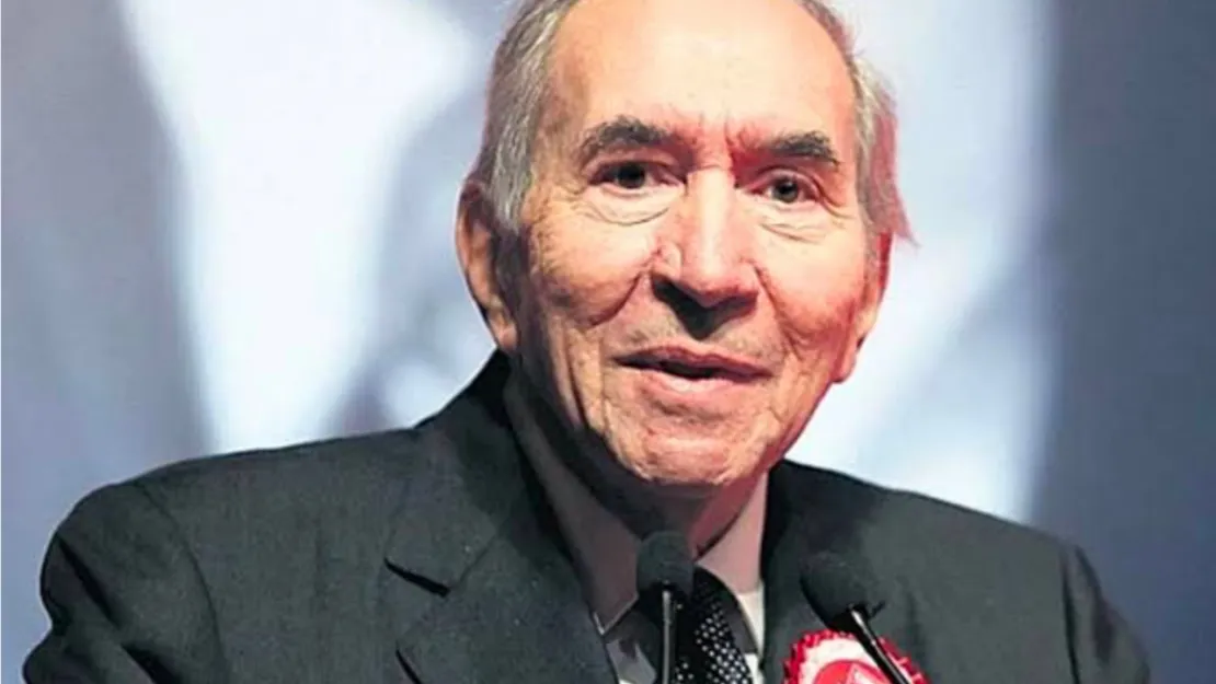 Altan Öymen hayatını kaybetti