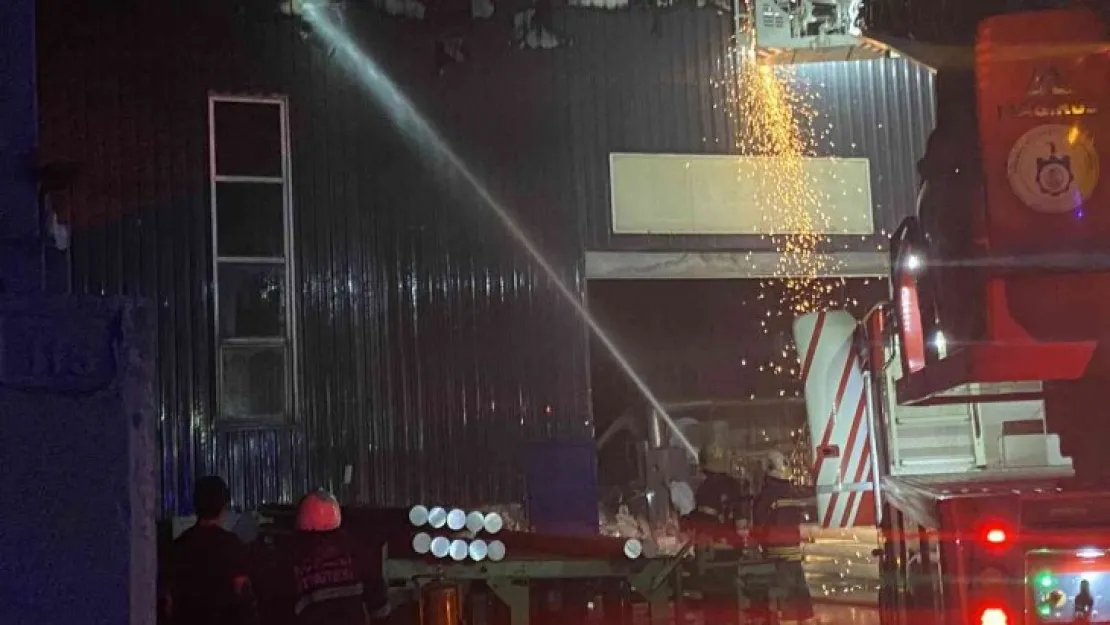 Kocaeli'de alüminyum fabrikasında basınç tankı patladı