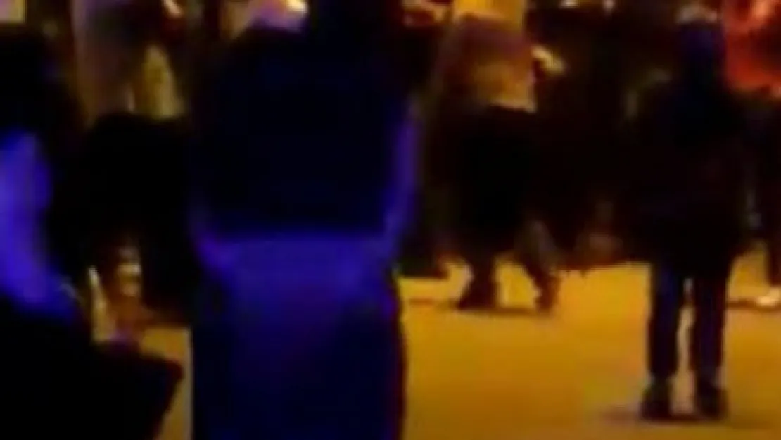 Feci kazada araç ile duvarın arasına sıkışan çocuk hayatını kaybetti