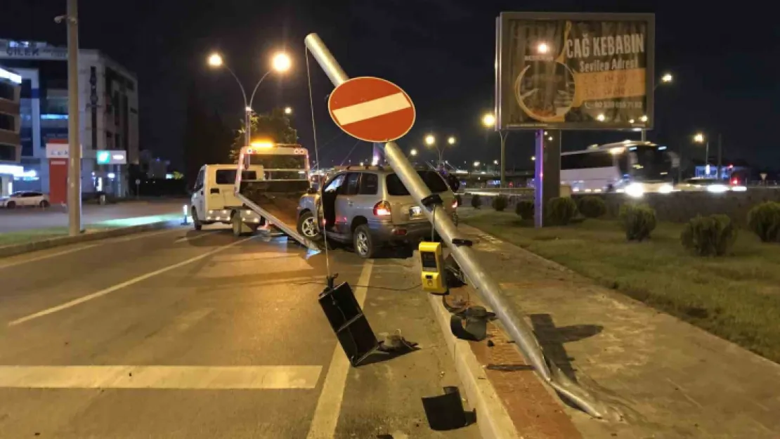 Kentin ortasında bir garip kaza!