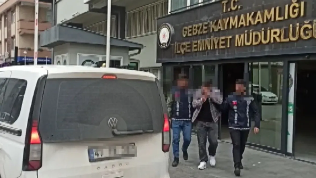 Aranan şahıs yakayı ele verdi