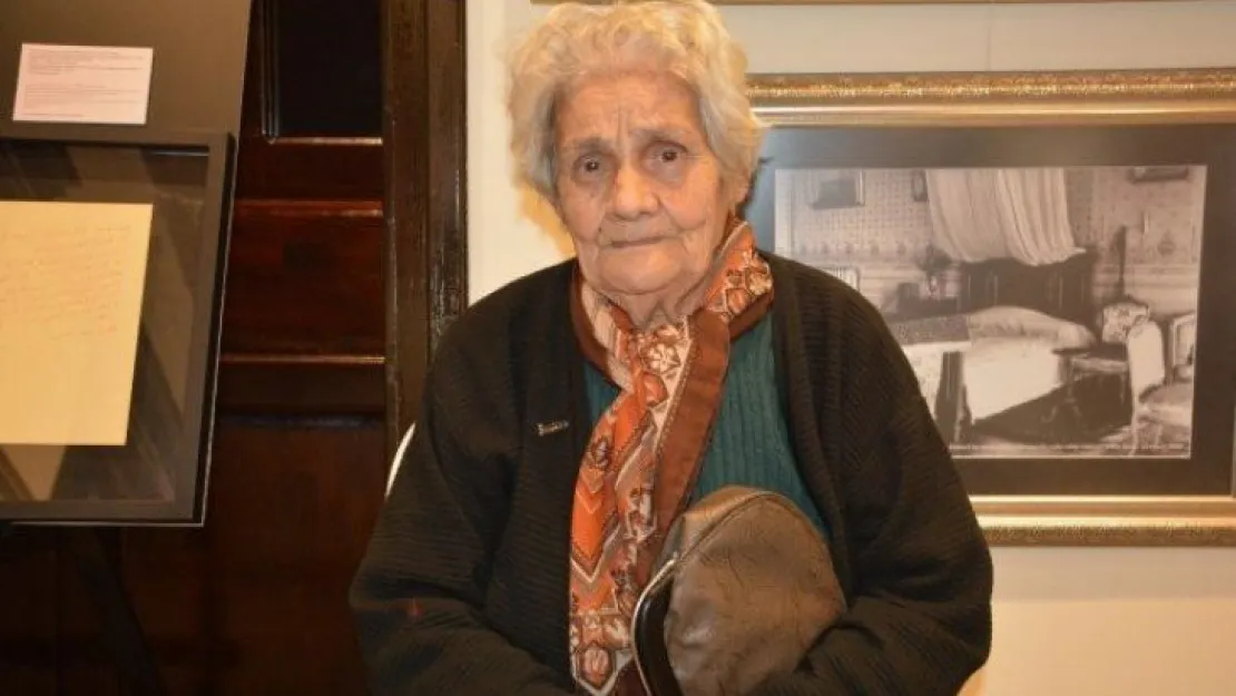 ATATÜRK ile ilgili anıları duygulandırdı