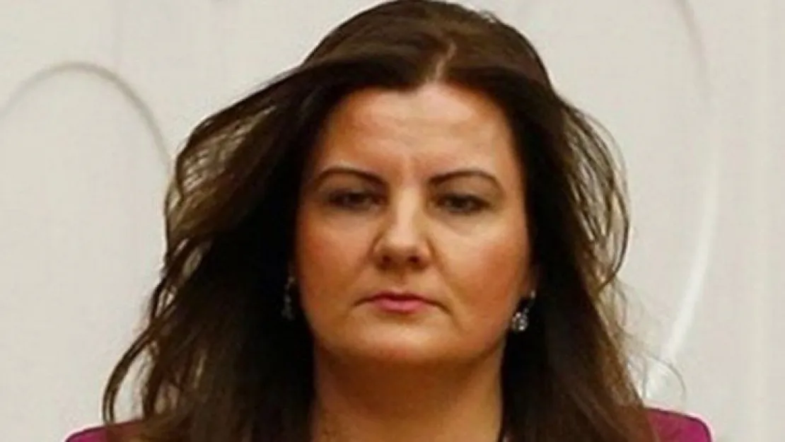Babanızın parasını mı dağıtıyorsunuz Fatma Başkan?