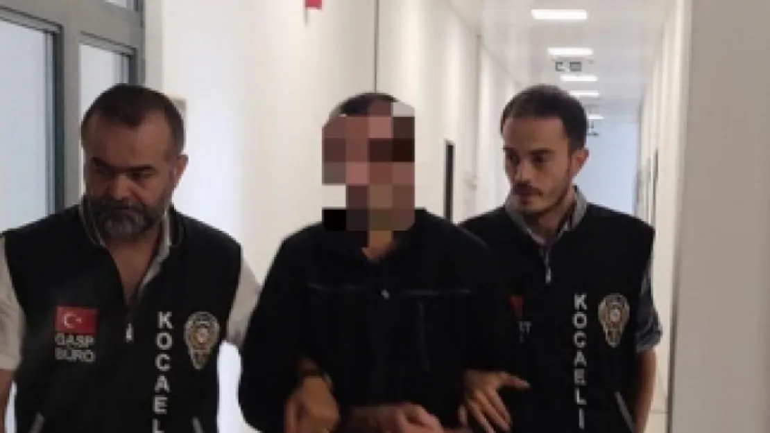 Babasını bıçaklayarak öldüren şahıs tutuklandı