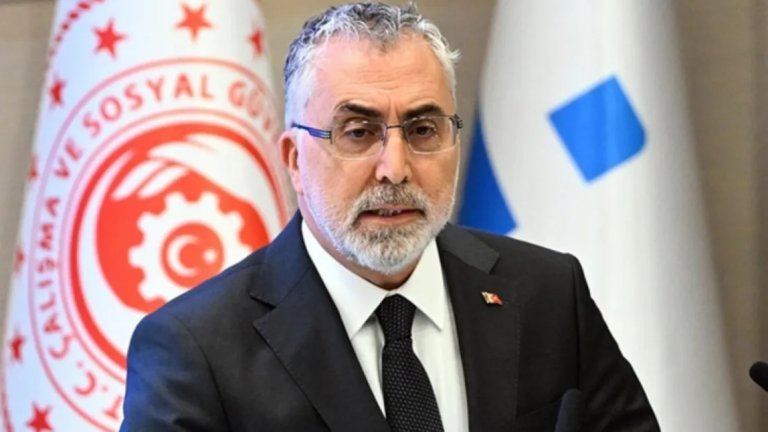 Bakanı Işıkhan: Önümüzde bir demokrasi sınavı var