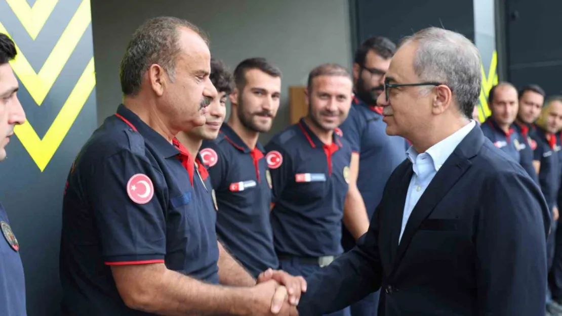 İtfaiyecilere moral ziyareti: Türkiye'nin en gelişmiş teşkilatı