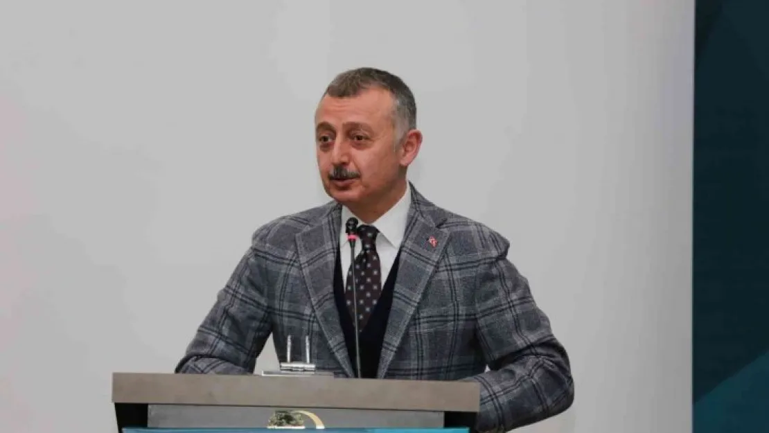 Büyükakın İnsani değerleri merkeze almalıyız
