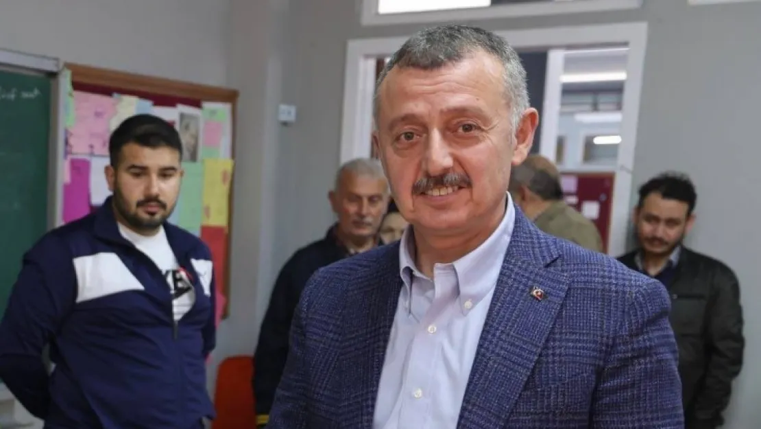 Başkan Büyükakın oyunu kullandı