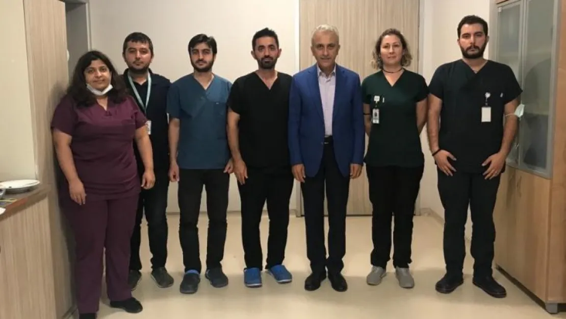 Başkan Çeker: Sağlık çalışanları dertli