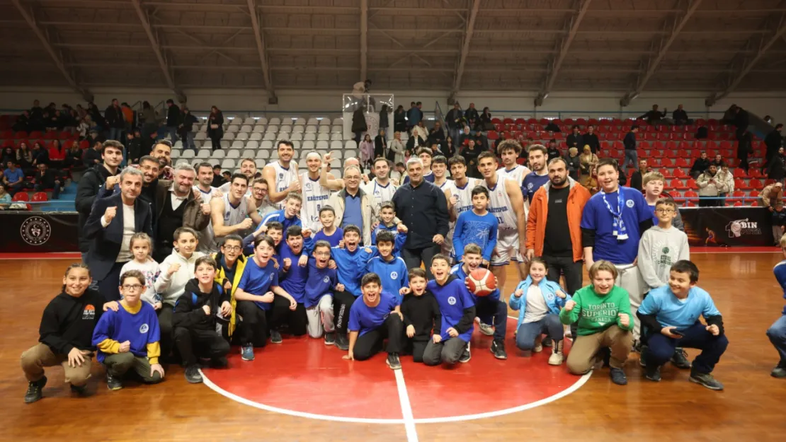 Basketbol'da Kağıtspor yeniden 1. Lig'de