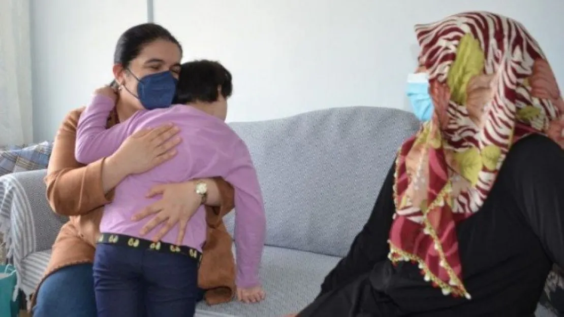 Bayan Yavuz, Hanelerin Kapılarını Çalmaya Devam Ediyor