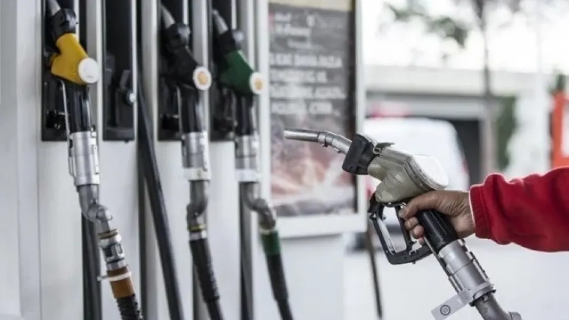 Benzine indirim, motorine zam!