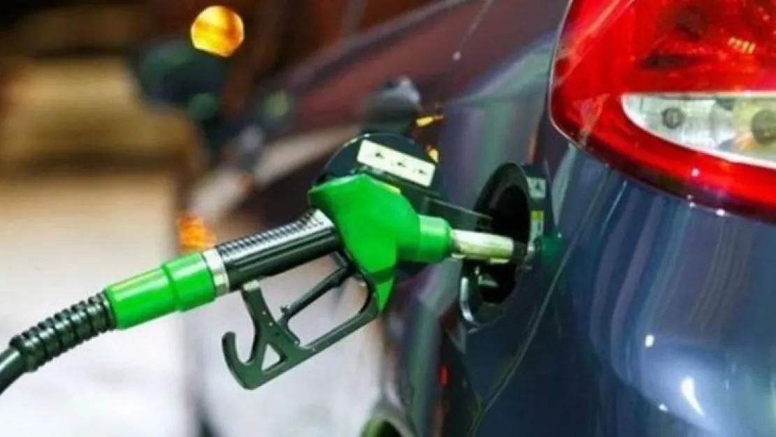 Benzine ve motorine zam